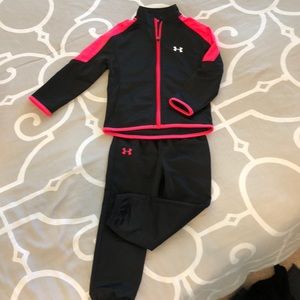 Under Armour 3T Athletic Set!!